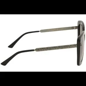 Gucci | Accessories | Brand New Gucci Womens Square  display picture 1